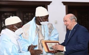 Le Khalife Général De Thiénaba Serigne Assane Seck, accompagné d’une forte délégation, a été reçu par Son Excellence Le Président de la République d’Algérie, Abdoul Madjid Tabone, ce 15/12/2022 à l’occasion d’une visite officielle